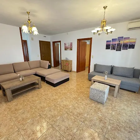 Dimado Family 公寓 卡瓦拉